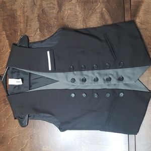 XS Attachment Vest